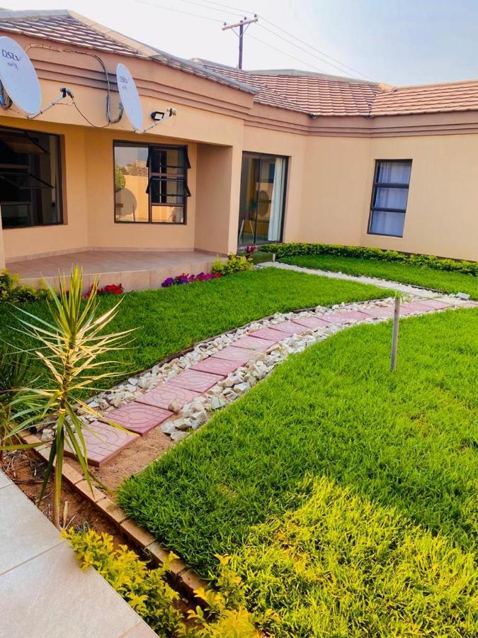 Styled Bed And Breakfast Palapye Exterior photo